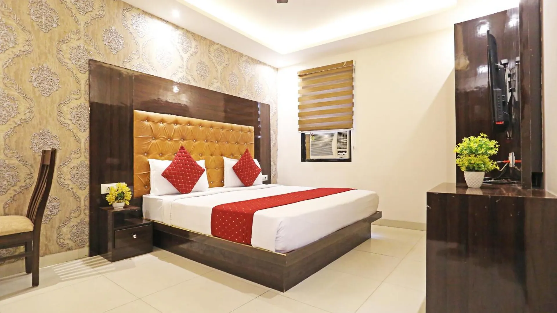 Hotel Grand Iconic Near Igi Airport New Delhi 4*,  India