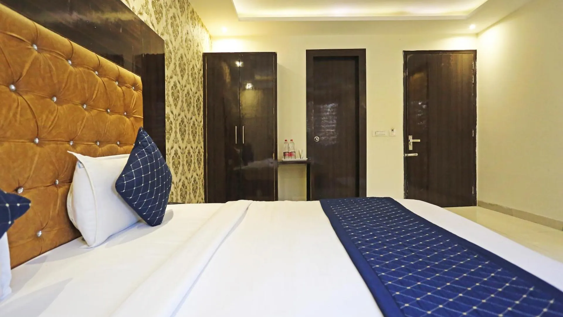 Hotel Grand Iconic Near Igi Airport New Delhi