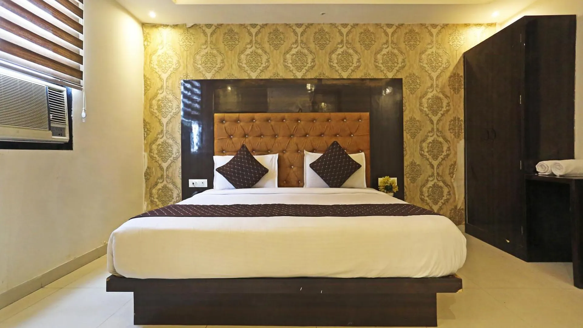 ****  Hotel Grand Iconic Near Igi Airport New Delhi India