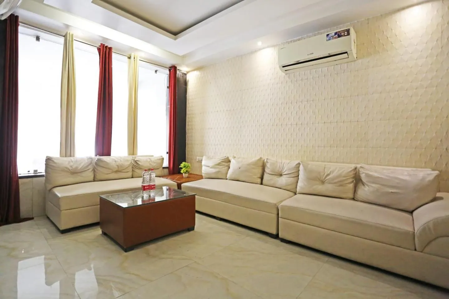 Hotel Grand Iconic Near Igi Airport New Delhi